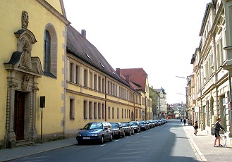 Klosterkirche mit Anlage